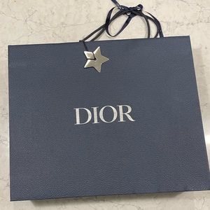Dior shopping bag